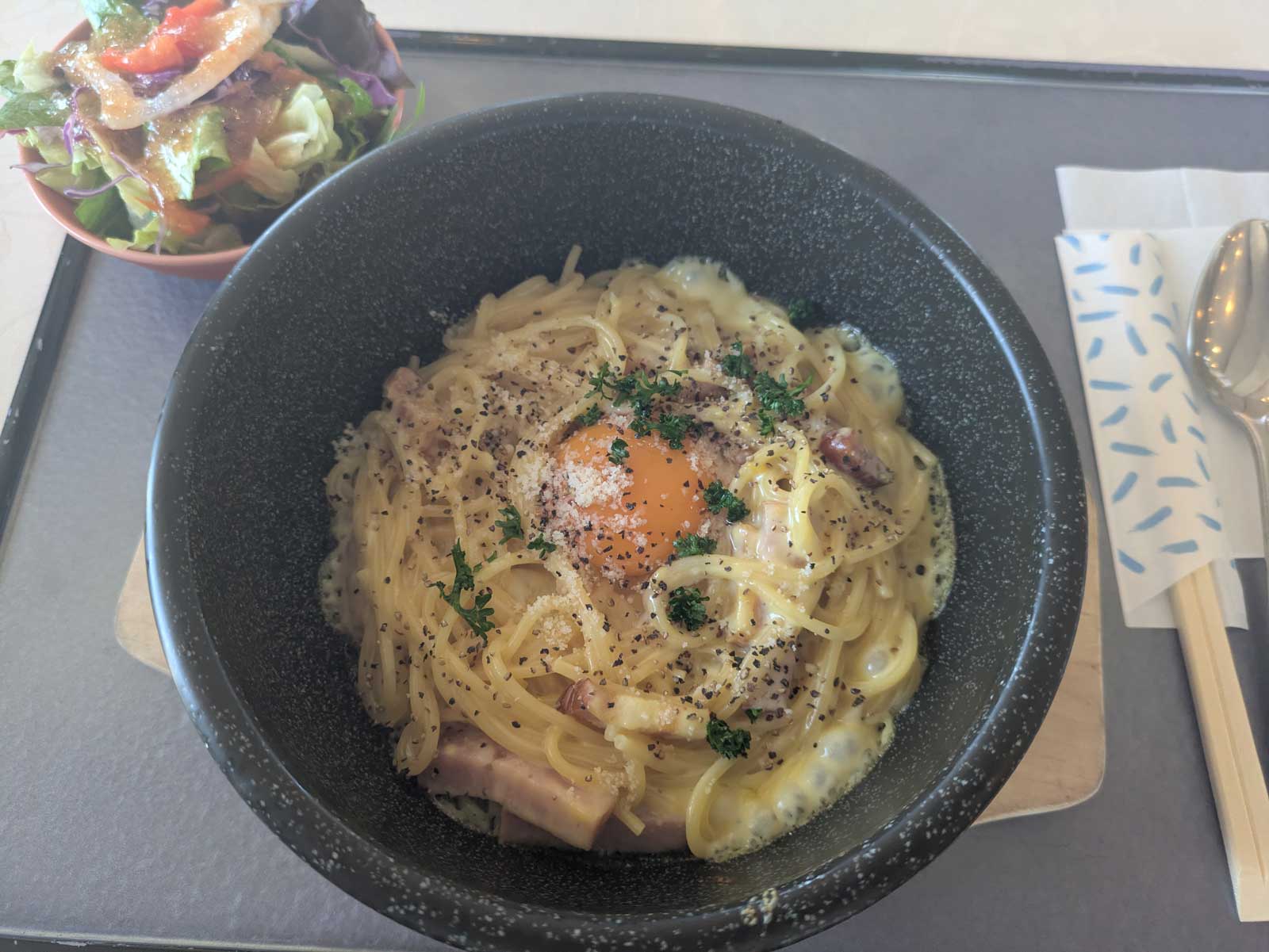 石焼きカルボナーラ