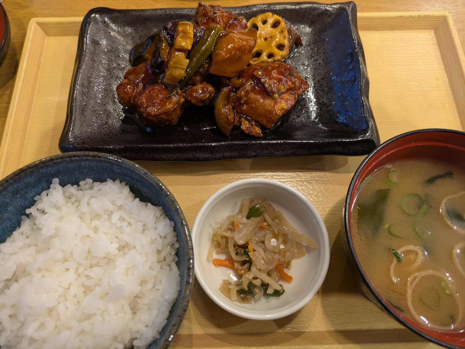 鶏と野菜の黒酢あん膳