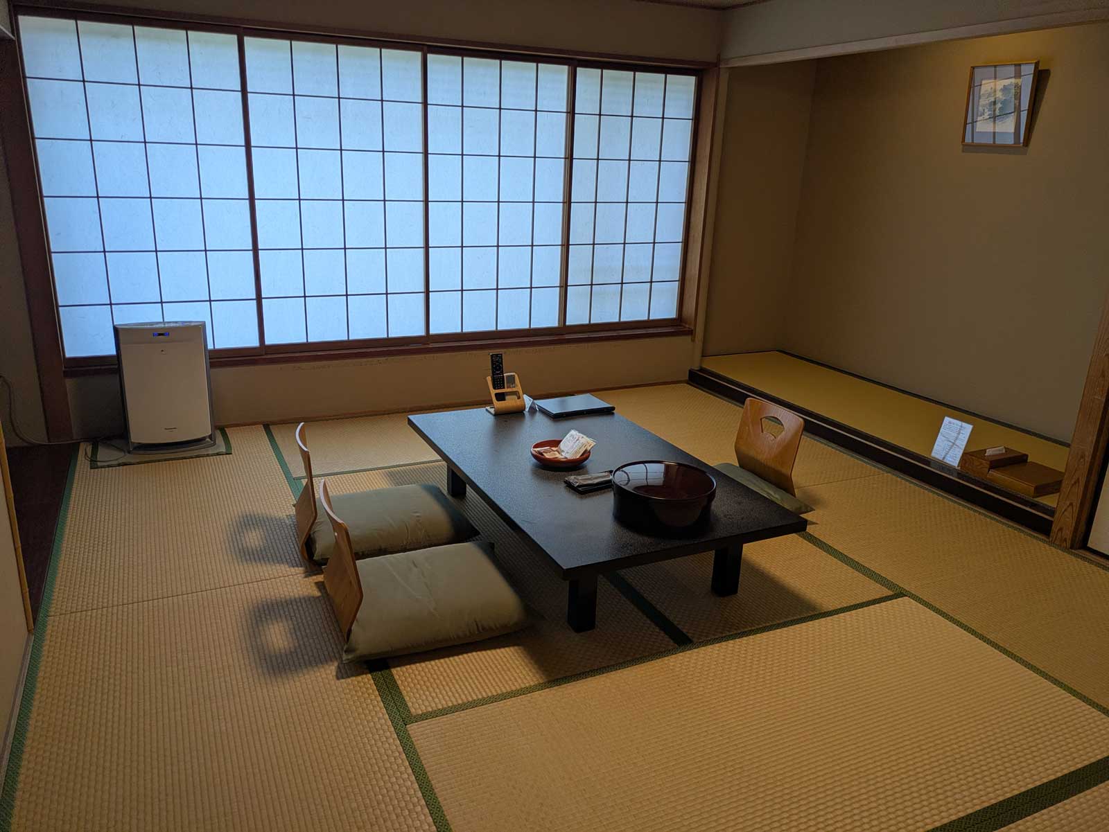 ホテルの和室