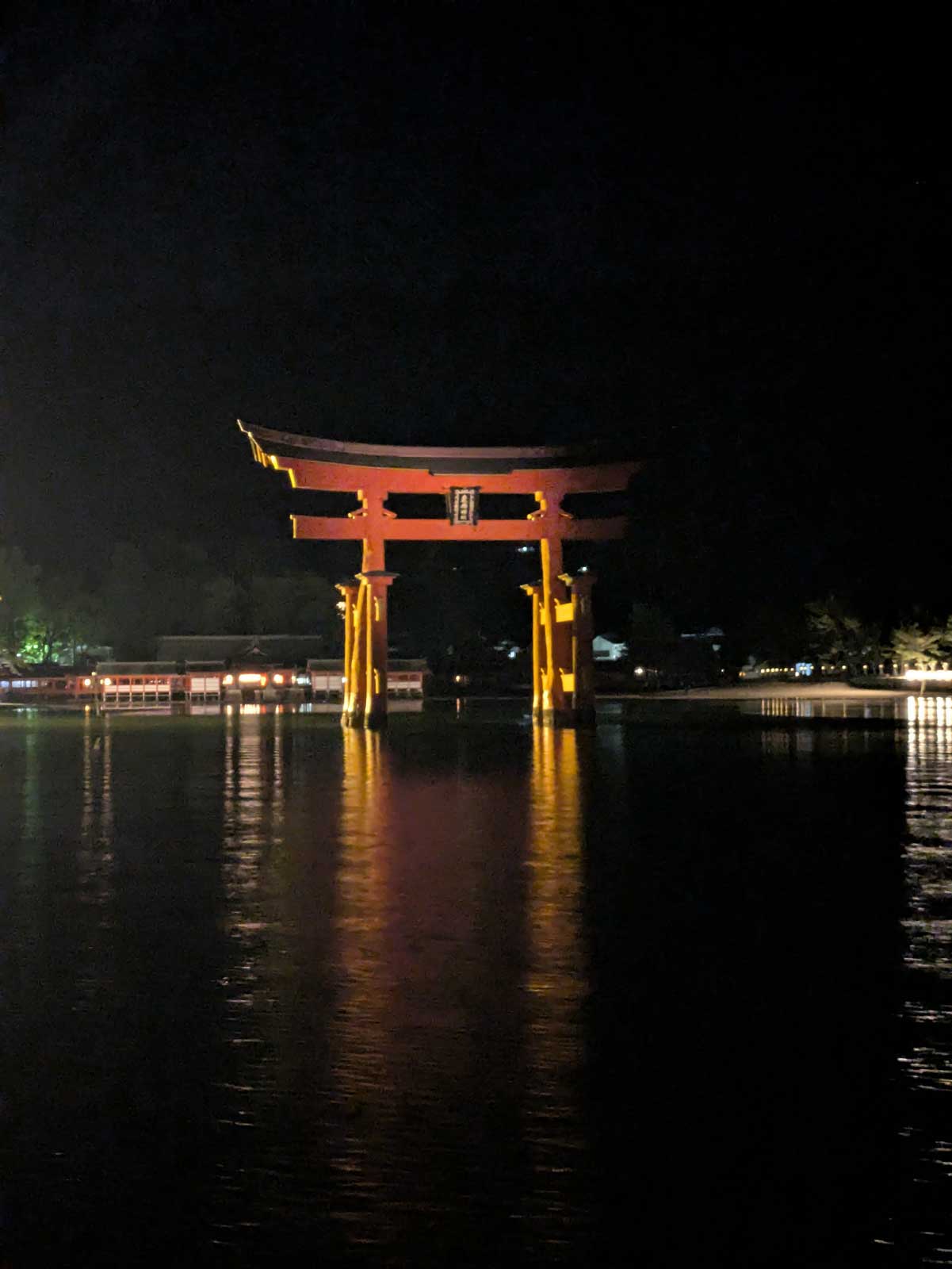鳥居
