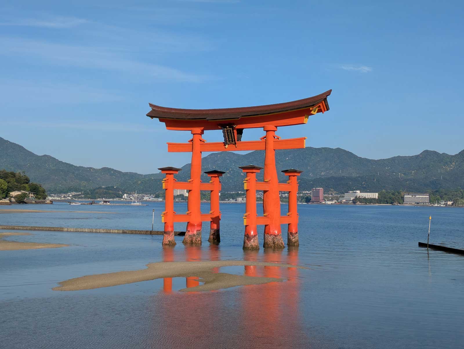 鳥居